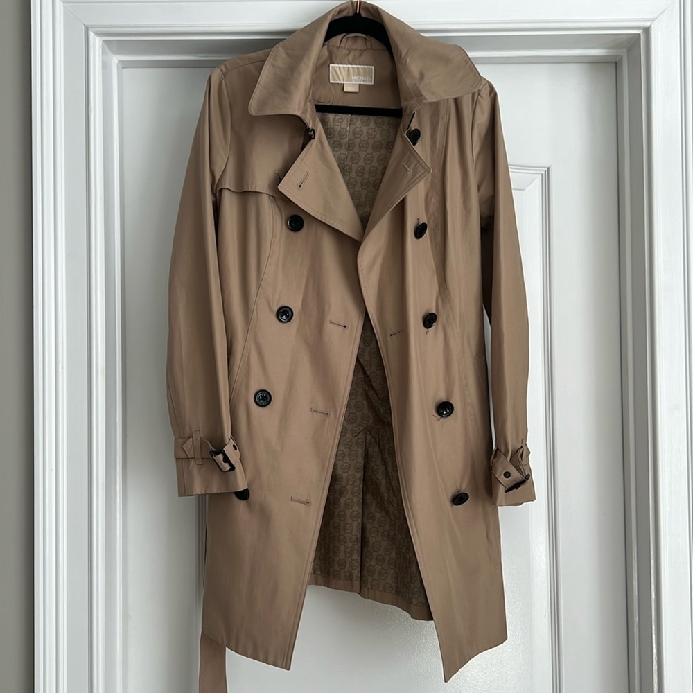 Classic Trench Coat - double breasted Michael Kors Khaki color